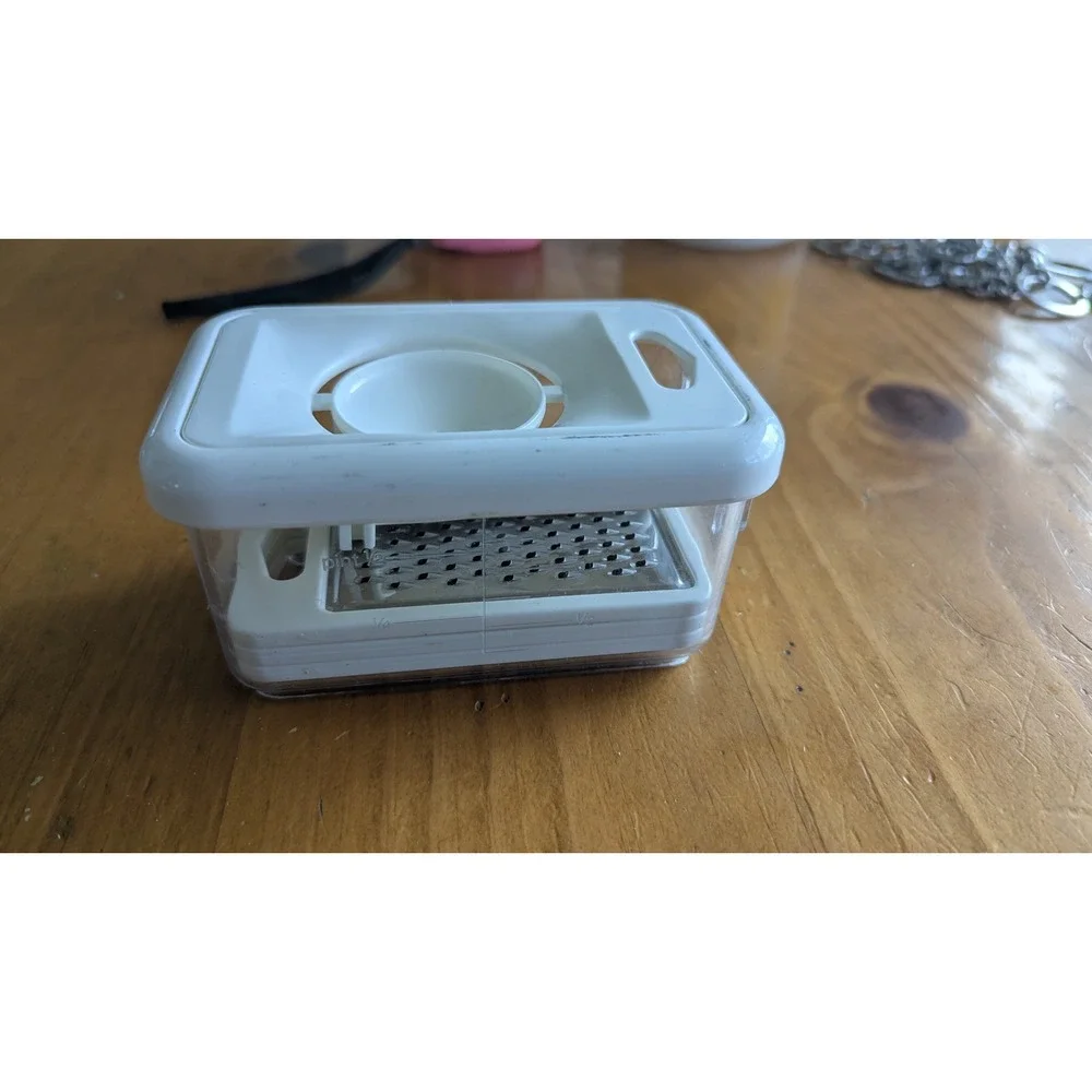 Compact 4-in-1 Kitchen‎ Grater Slicer Set with Storage Container White Clear